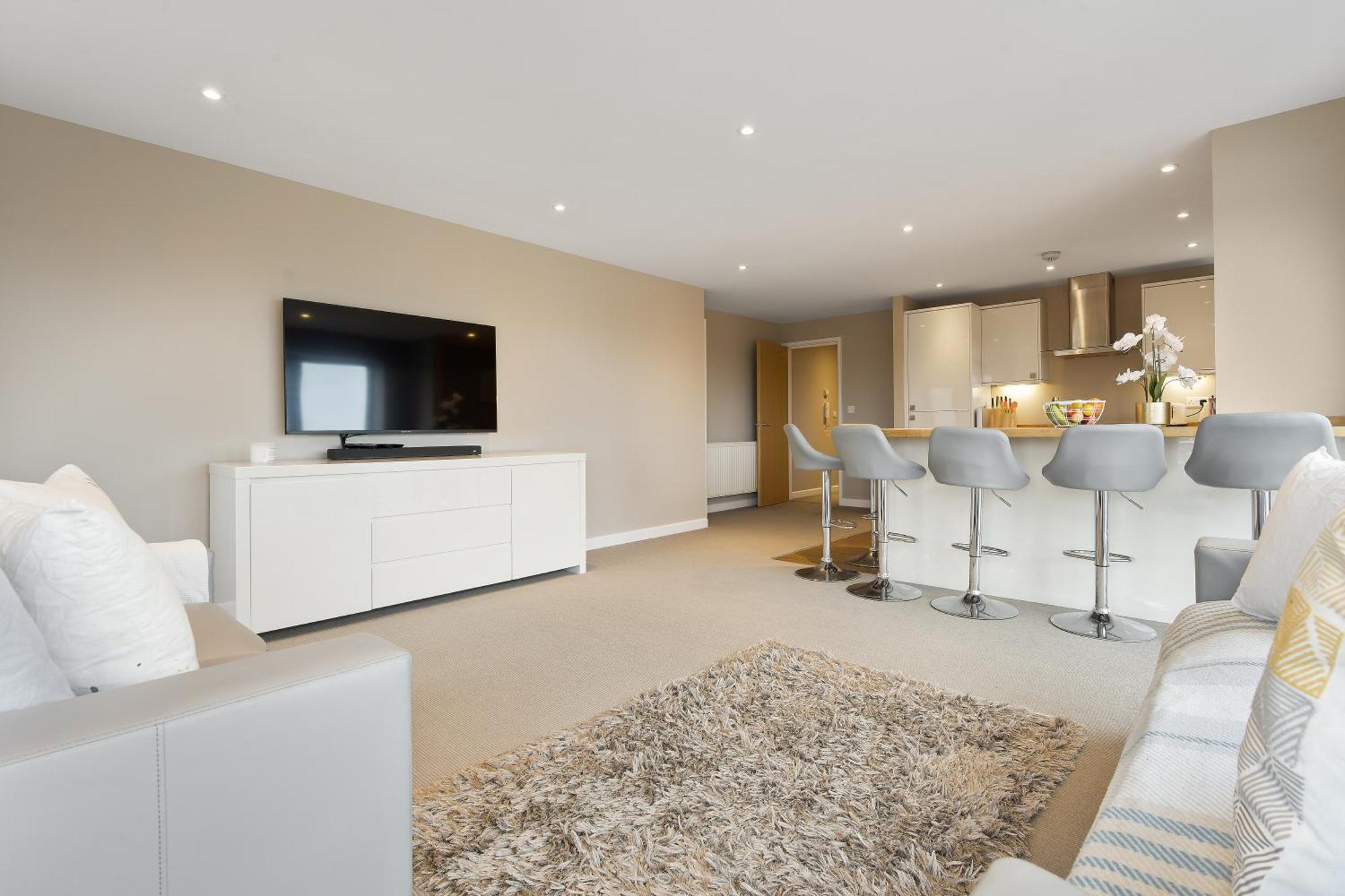 Westcliff Penthouse With Sea Views And Balcony Apartment Bournemouth Exterior photo